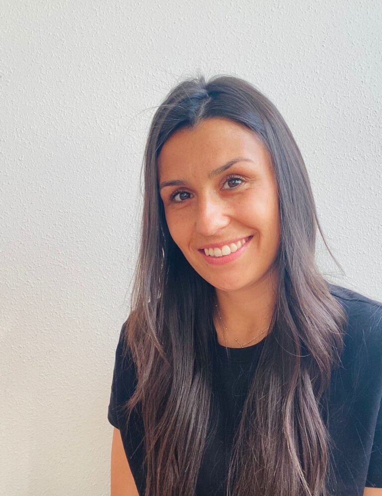 PHOTO 2021 04 15 10 41 39 2 copia 768x995