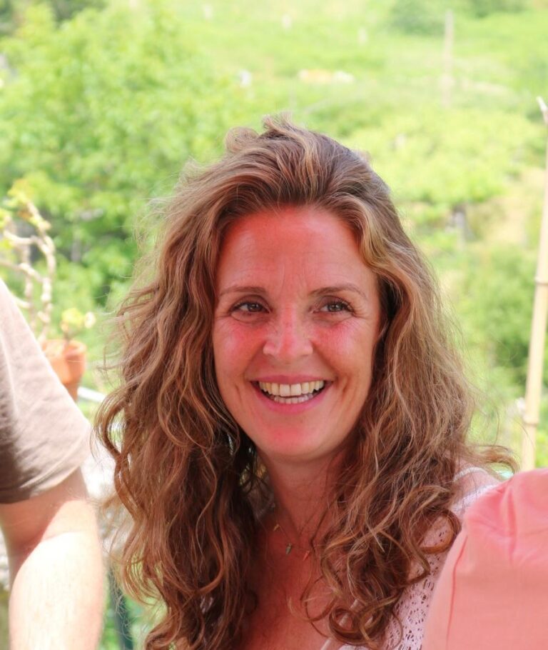 WhatsApp Image 2025 06 30 at 08.31.51 768x910